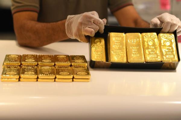 Devotee offers 20 gold bars in Tirumala temple 'hundi'