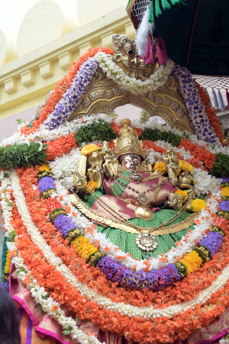 Chamundeshwari Vardhanthi celebrated atop Chamundi Hill