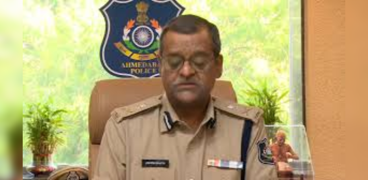 IPS officer Ashish Bhatia is new police chief of Gujarat