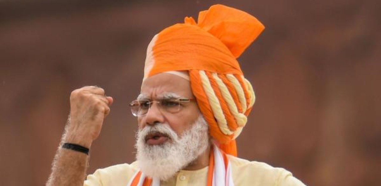 Twitterati hail PM Modi for mentioning sanitary napkins in I-Day speech