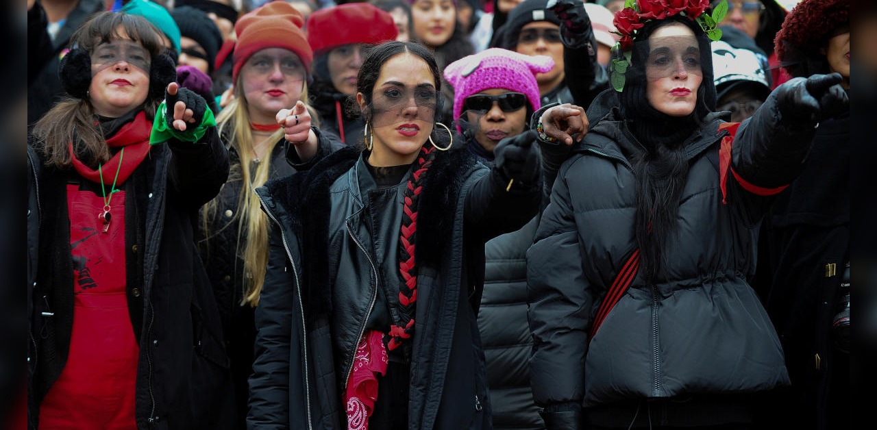 UN rights experts urge Chilean police to shelve complaint against feminist protesters