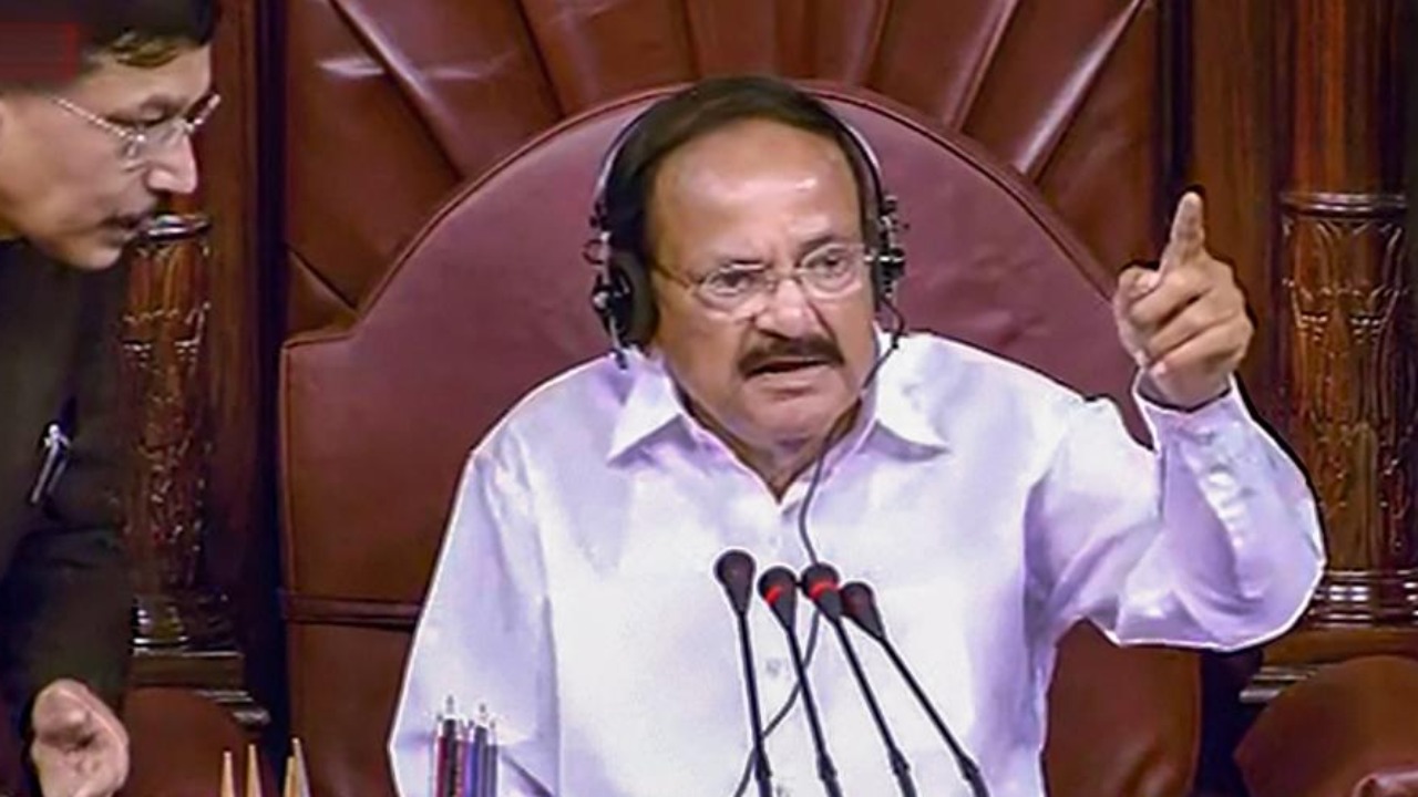 No language should either be imposed or opposed: M Venkaiah Naidu