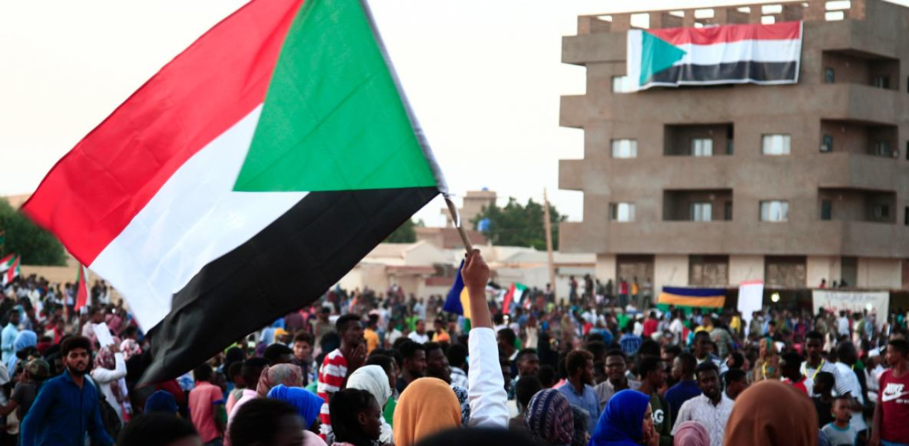 Port Sudan container terminal blocked in peace deal protest