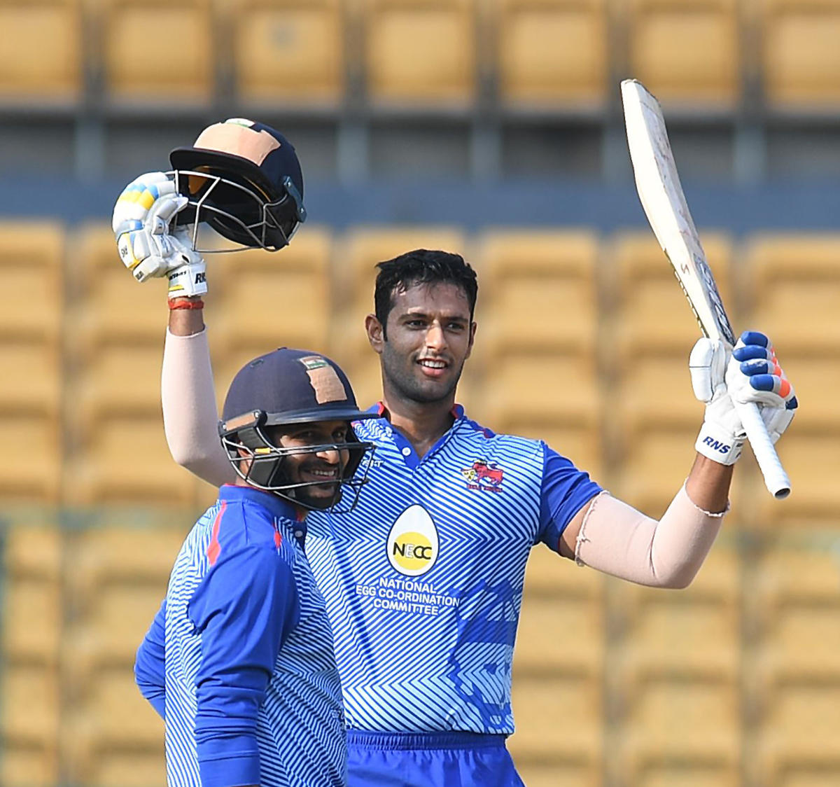 Karnataka survive Dube assault