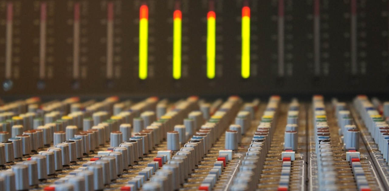 New device puts music in your head - no headphones required