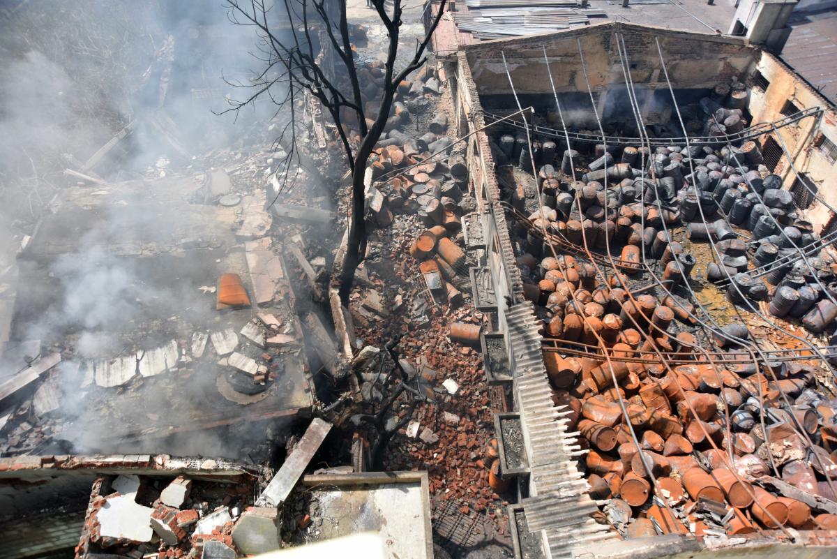 Chemical godown fire claims first victim as worker dies of burns