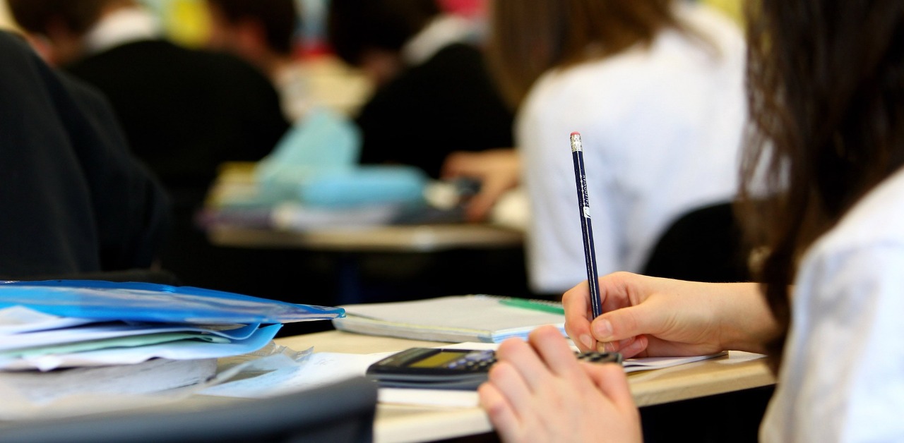 Covid-19 pandemic pushes steep drop in foreign college students