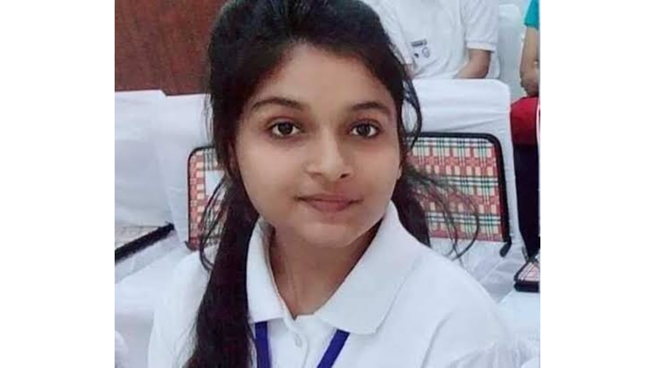20-year-old Shrishti Goswami becomes Uttarakhand CM for a day