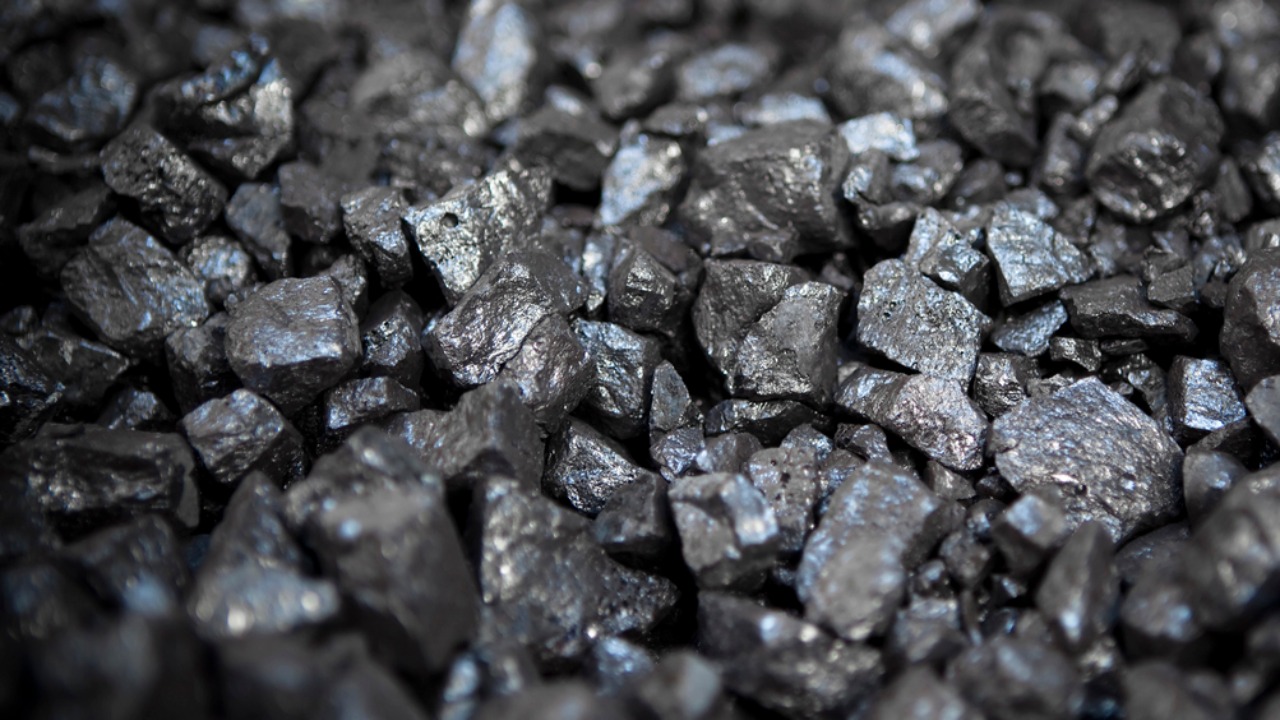 Govt plans to provide incentive for early commencement of production from auctioned mines