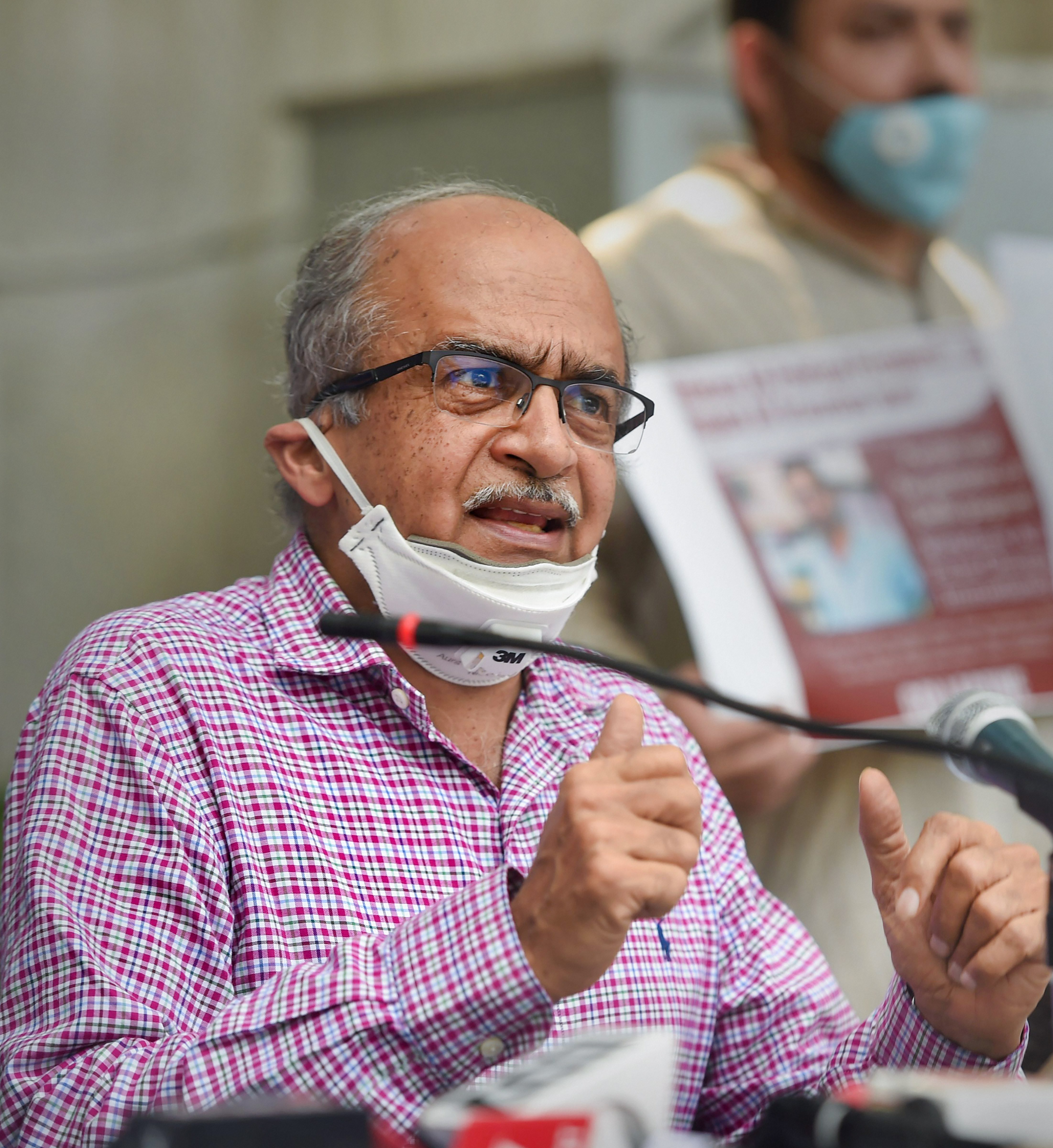 Delhi HC asks Indiabulls firm director to respond to Bhushan's plea to quash defamation case