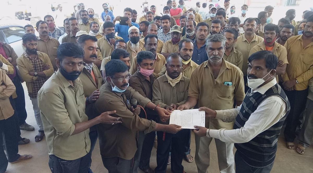 Fuel price hike: Auto drivers demand revision of fare