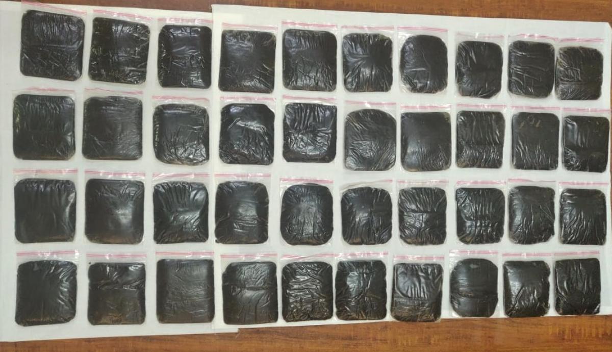 Nepalese women turn drug peddlers, held with 4 others