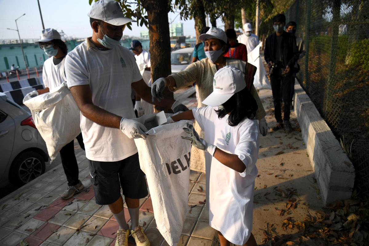 Spick and span | Citizens take active part in BBMP’s plog run near Agara Lake