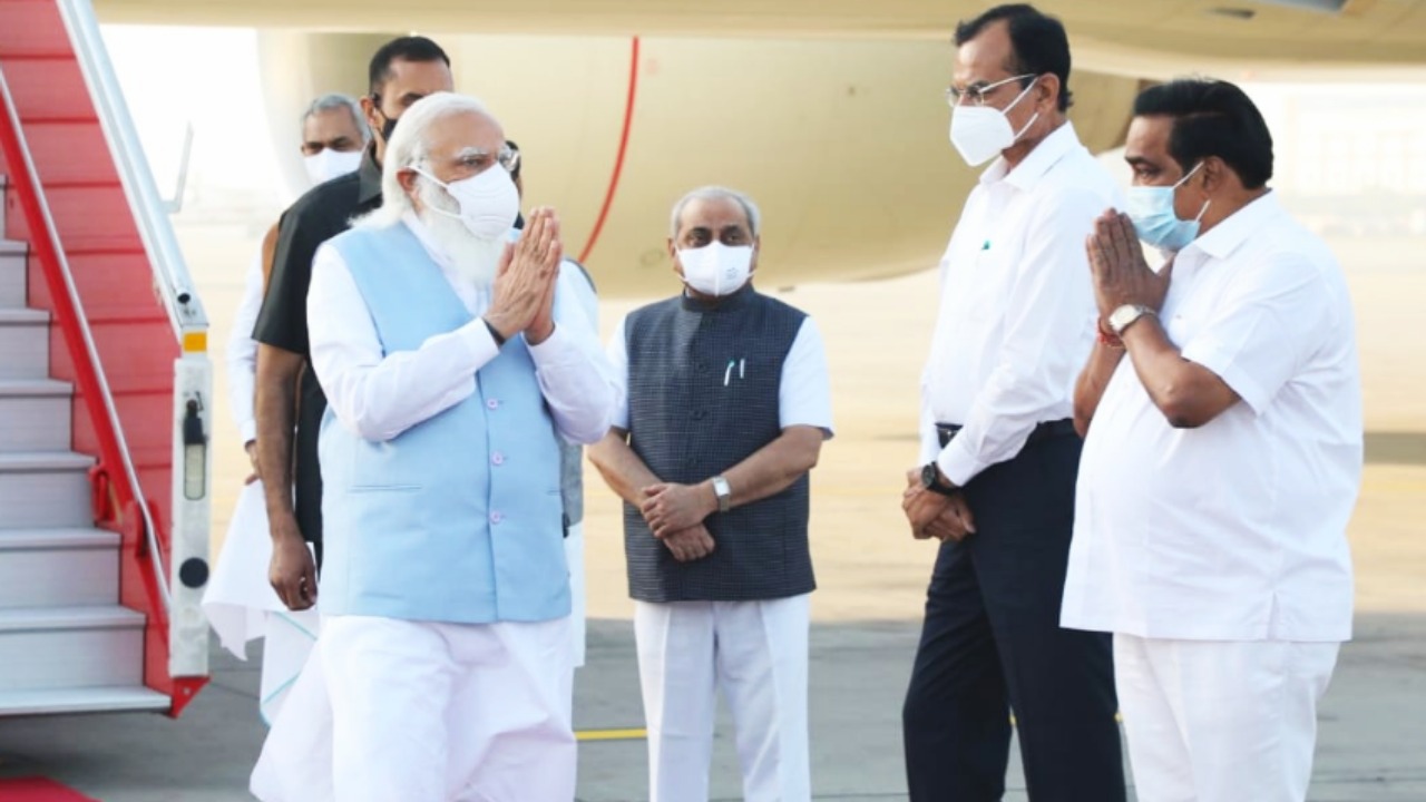 PM Modi reaches Kevadia for military commanders conference