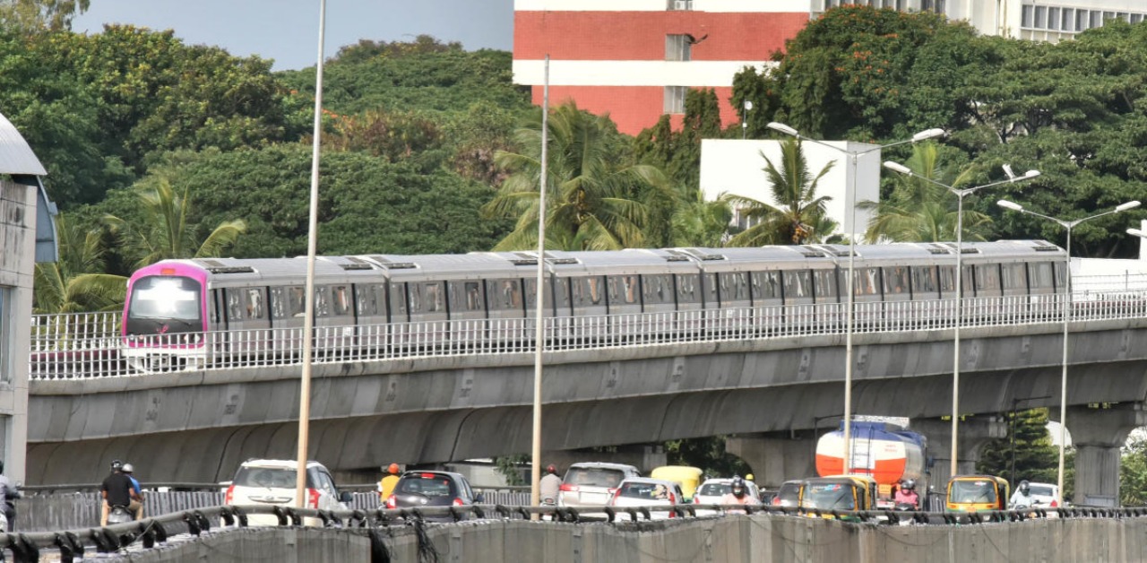Some stations can do without parking lots, not all