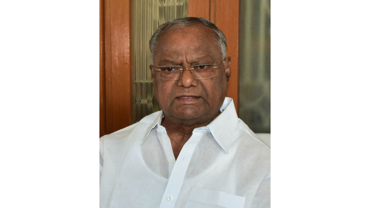 Former minister K B Shanappa dies due to Covid-19