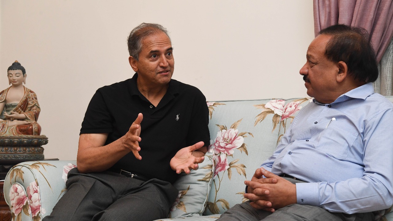 Karnataka picks Dr Devi Shetty for third Covid-19 wave team