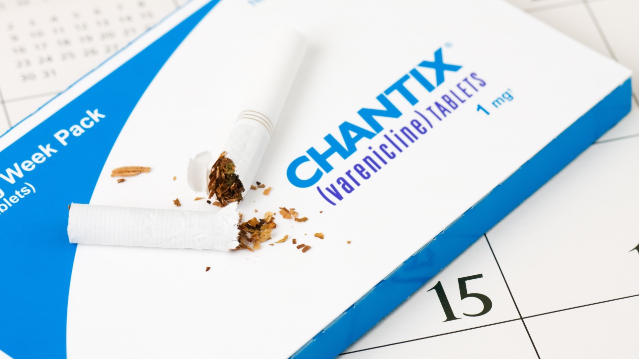 Pfizer halts distribution of anti-smoking drug after finding carcinogen
