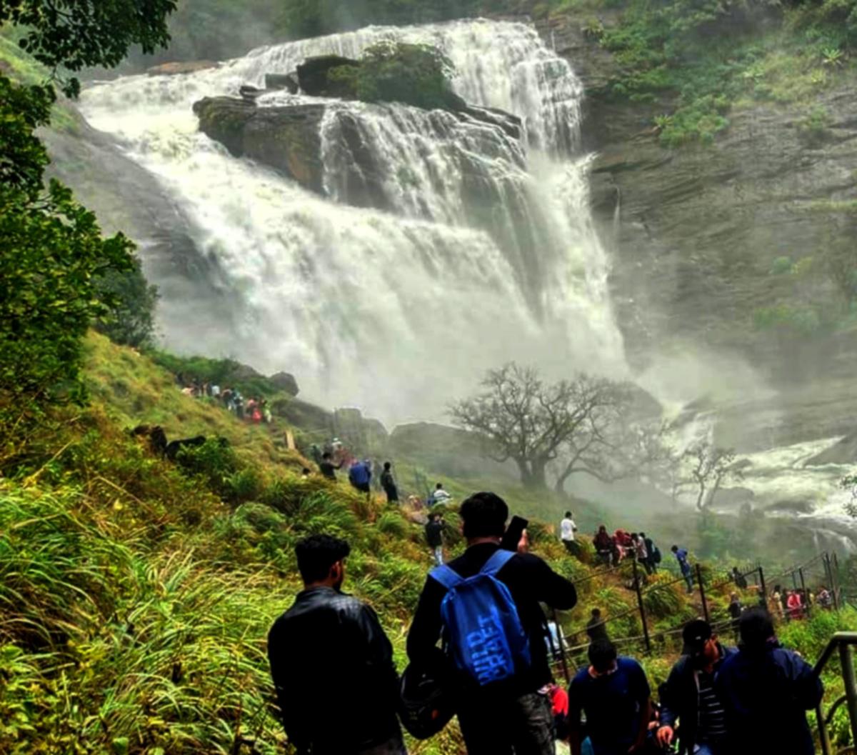 Increase in tourists: Locals fear spread of Covid-19