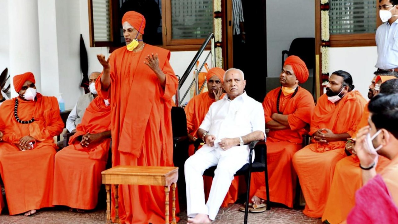 Editorial | Seers must stay out of politics