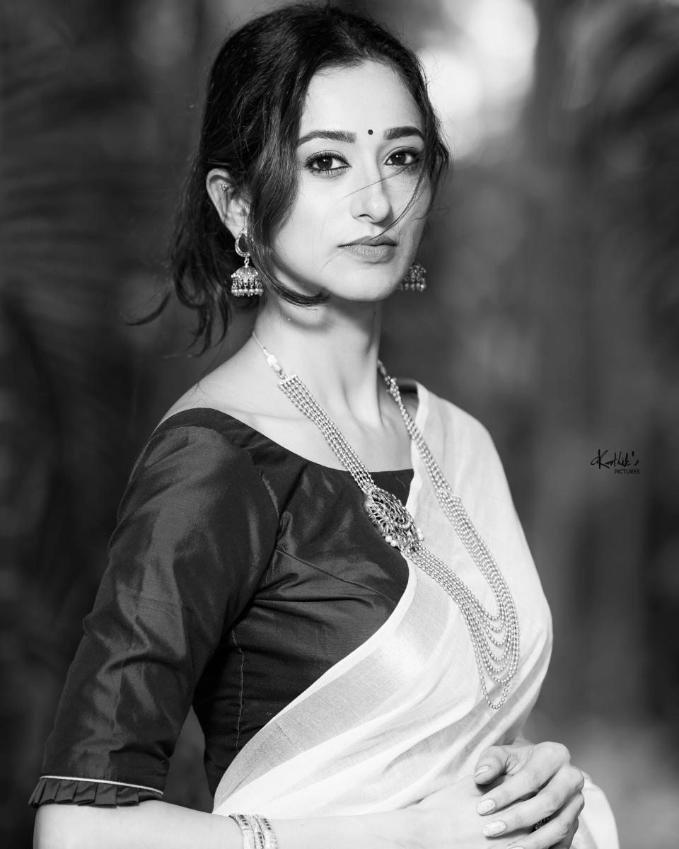 Woman power in black and white