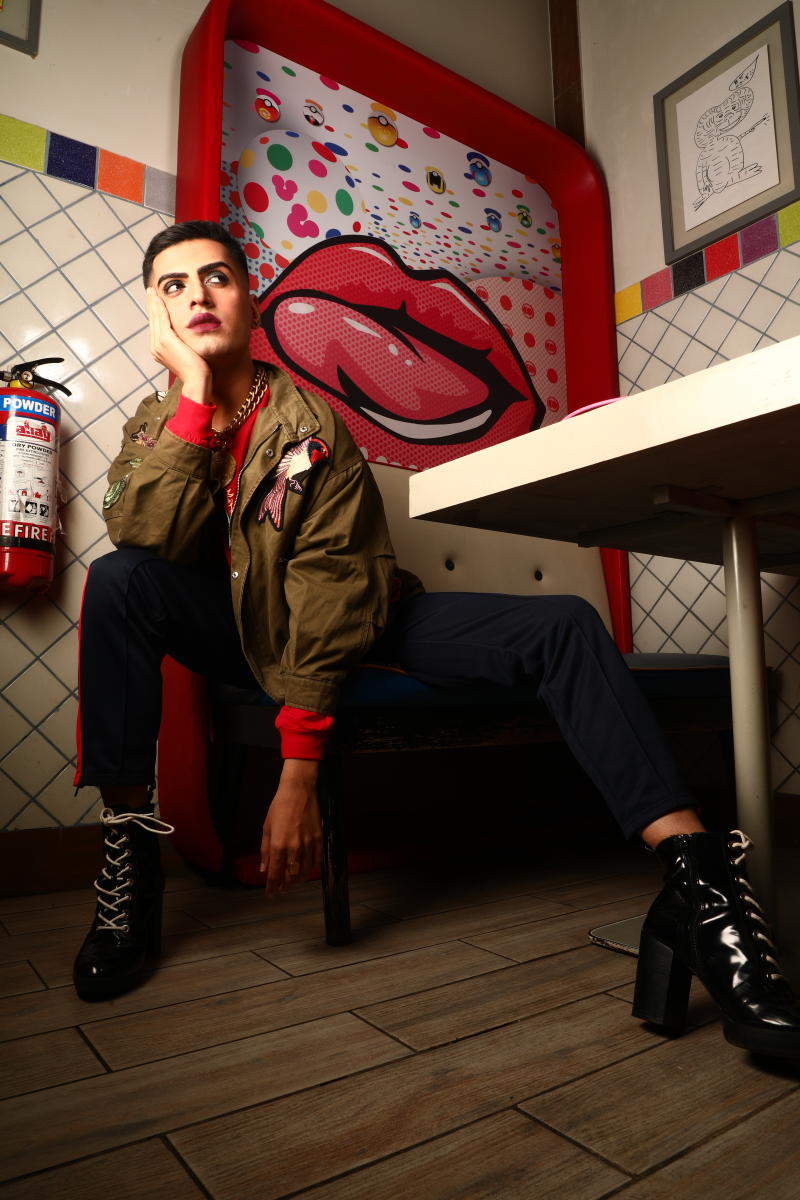 Want to propagate art without barriers: Sushant Divgikar