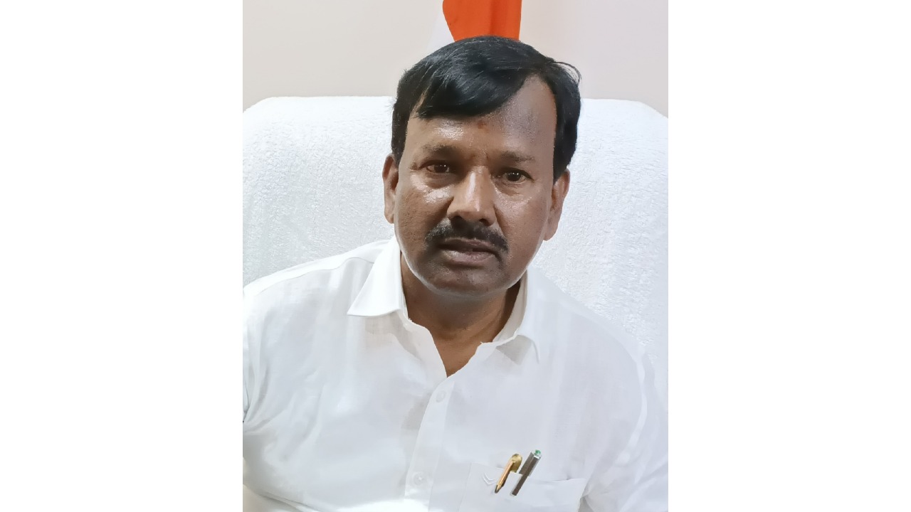 Union Minister A Narayanaswamy visits serving soldier's house to offer condolences, embarrassed
