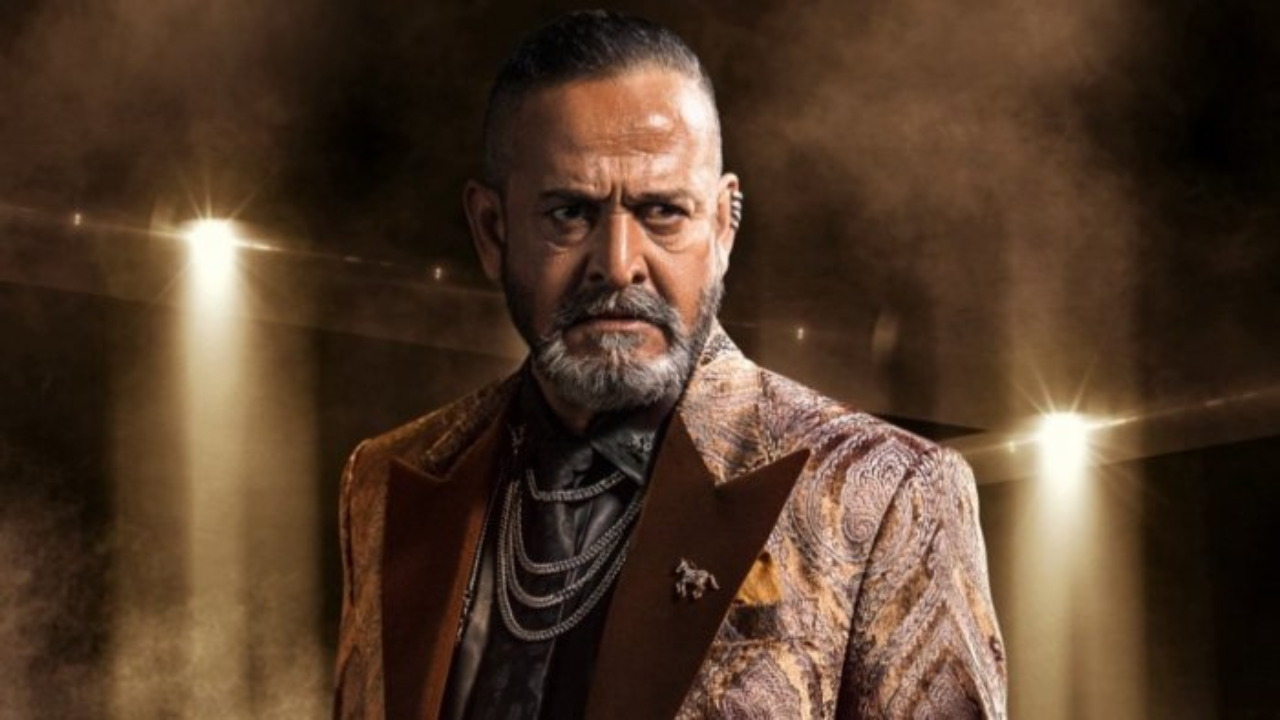 Mahesh Manjrekar diagnosed with bladder cancer, undergoes surgery