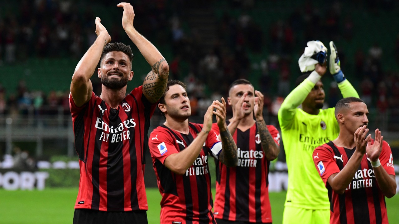 Giroud, Abraham open Serie A accounts as Milan and Roma cruise