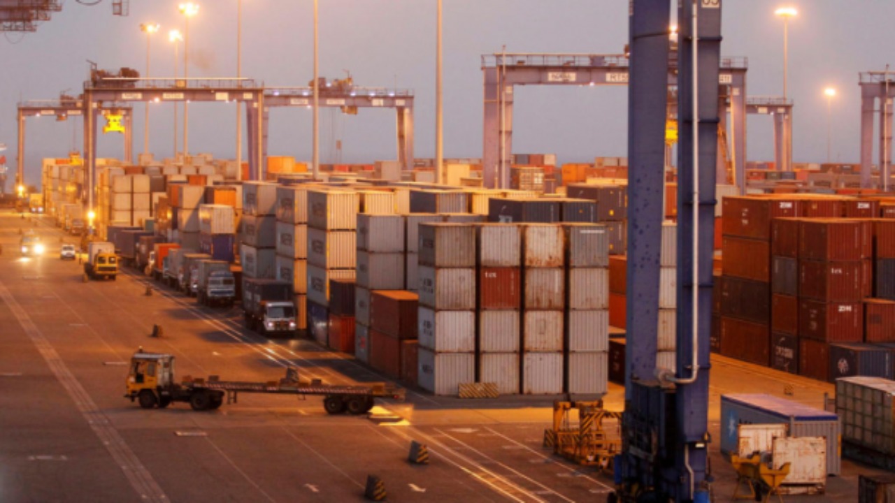 Exports up 45% to $33.14 billion in August