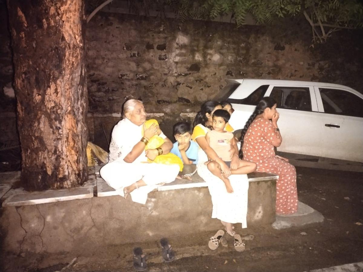Mild tremors rattle Vijayapura, Bagalkot, panic-stricken people spend night outdoors