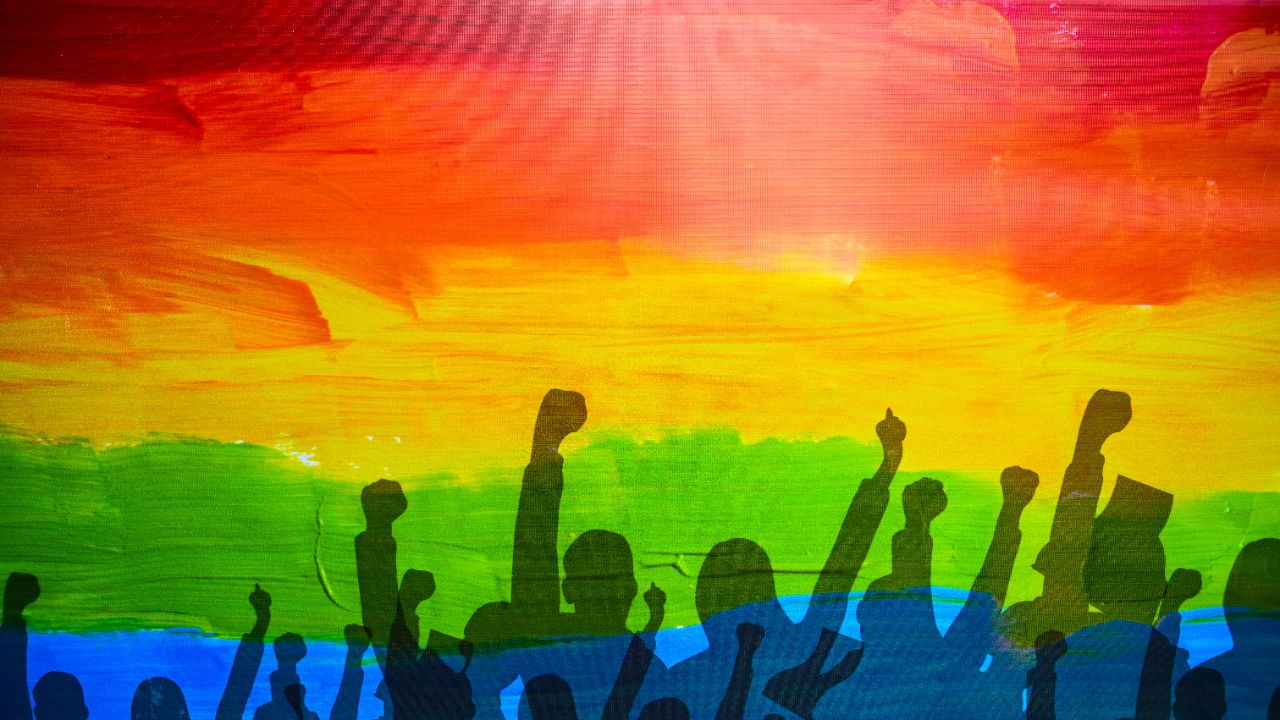 With laughter and slang, Buddhist monk proves a hit with LGBT+ Thais