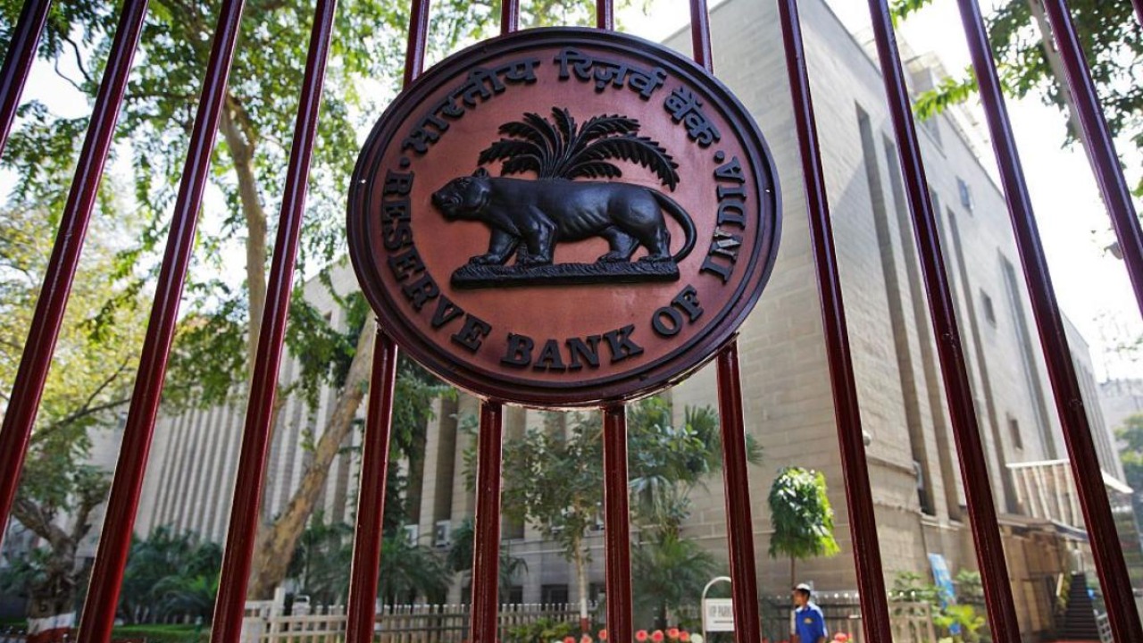 Fintech can help check digital frauds, says RBI Deputy Governor Sankar