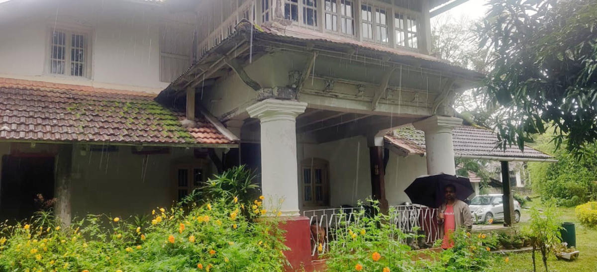 Gandhi lit the light of freedom struggle in Ponnampet