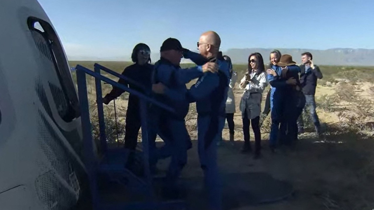 'It was unbelievable': Star Trek's William Shatner becomes real-life astronaut