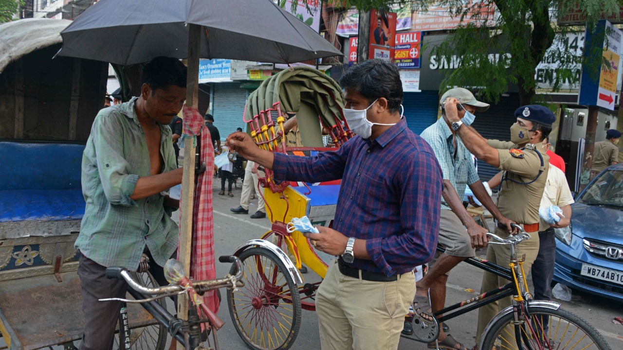 Covid-19 positivity rate in West Bengal dips, but stays above 2% mark
