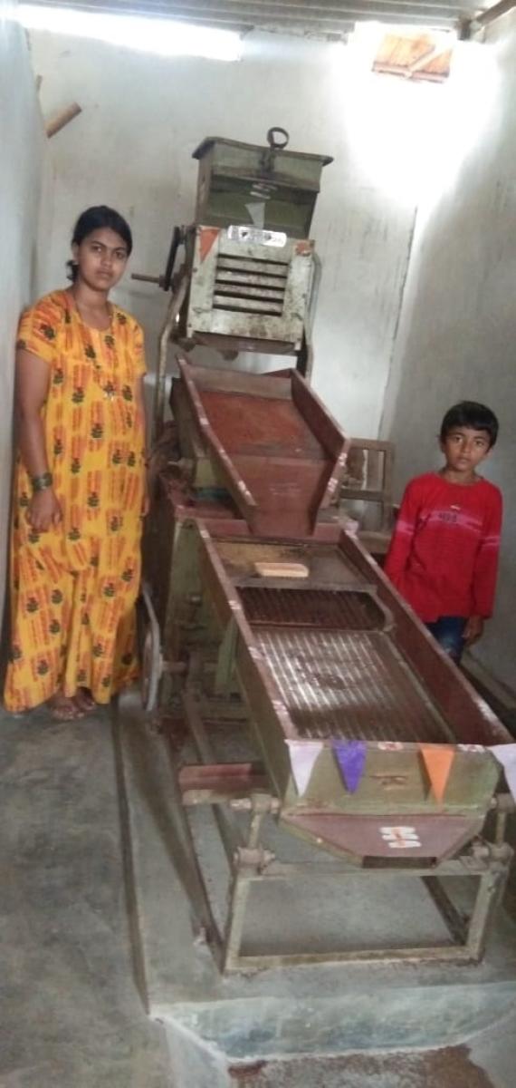 Boy saves his mother from flour machine