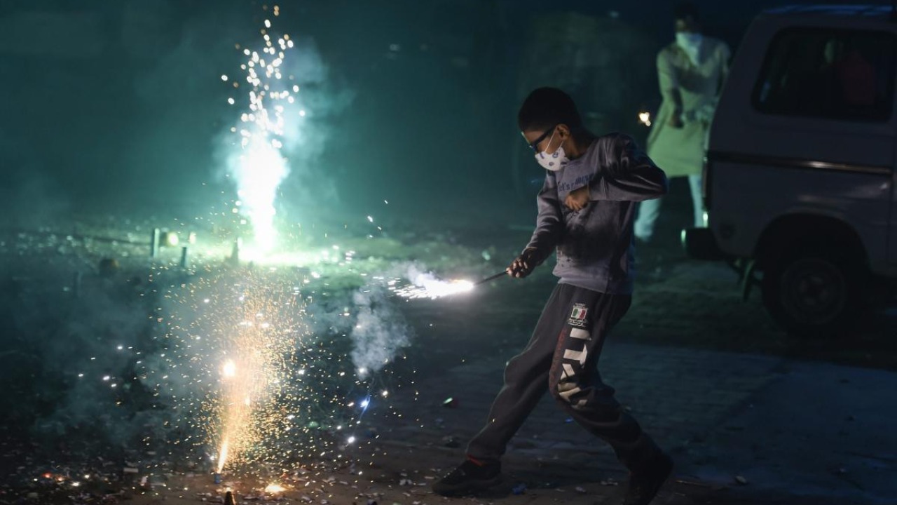 'Most firecracker eye injuries occur to bystanders': Here’s how to stay safe