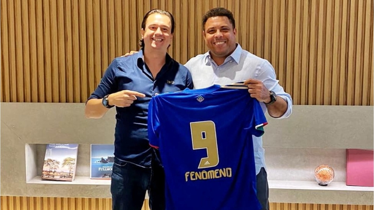 Ex-Brazil striker Ronaldo buys controlling stake in club that launched his pro career