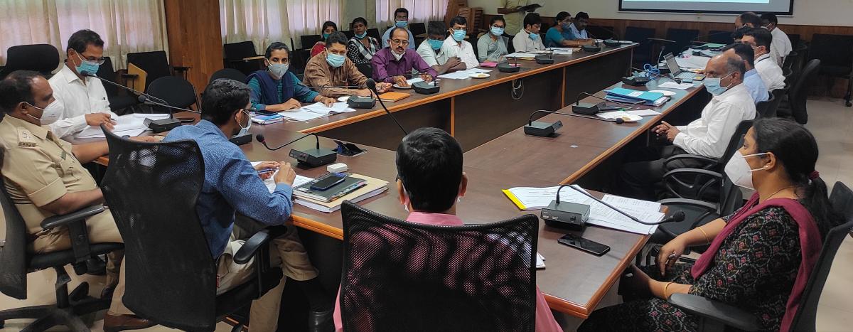 Create awareness on manual scavengers: Udupi DC
