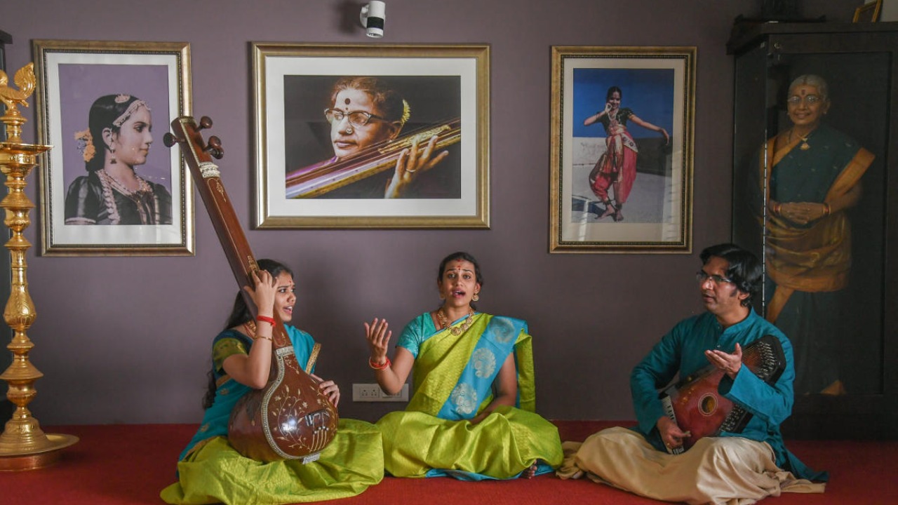 Kausalya supraja Rama: MS’s kin reprise Suprabhatam