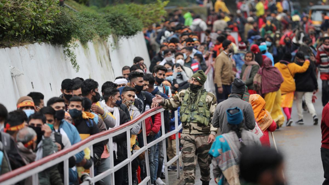 Vaishno Devi stampede: Survivors blame 'mismanagement', shrine board refutes charge
