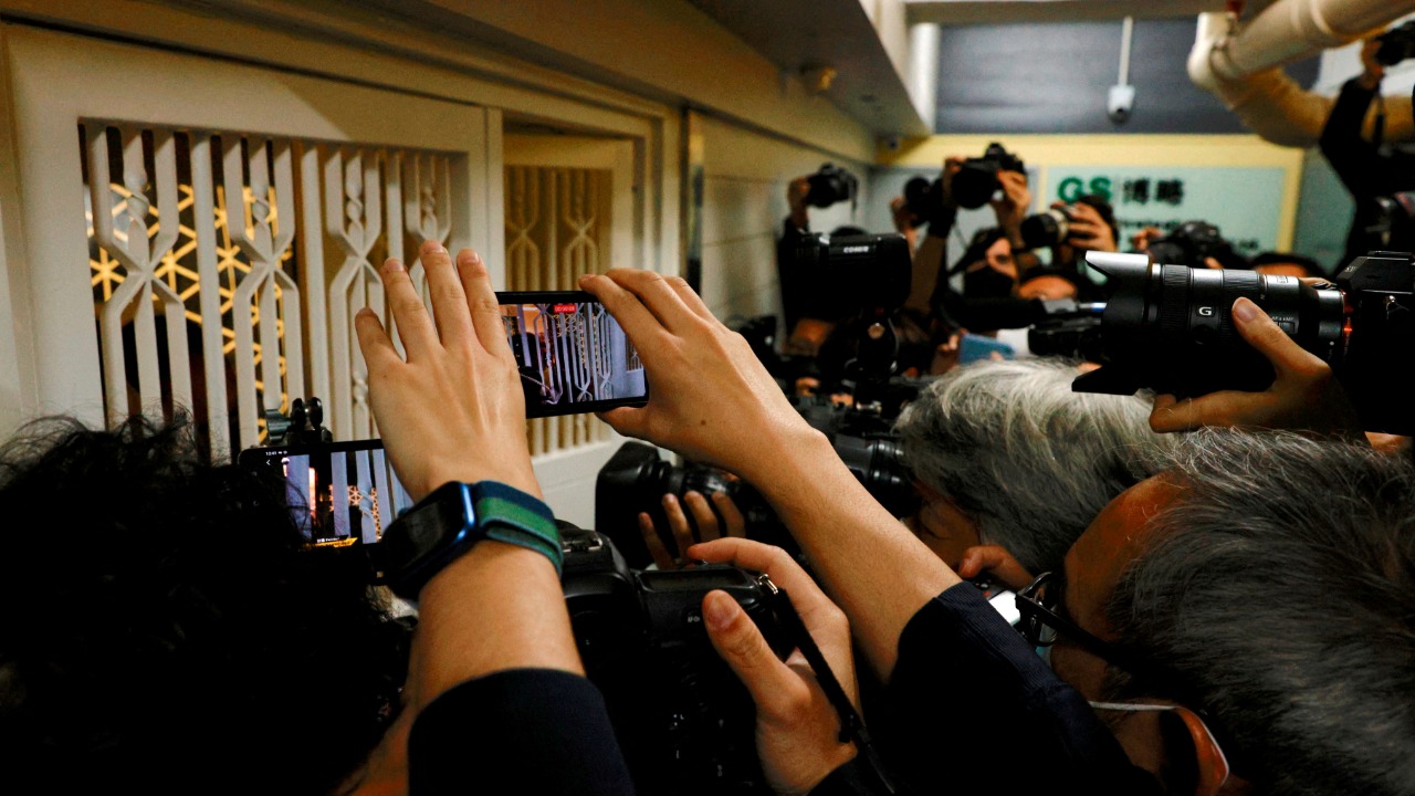 Hong Kong news outlet to close amid crackdown on dissent