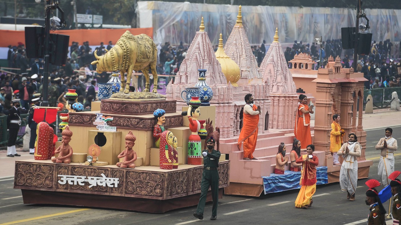 Uttar Pradesh's Republic Day tableau depicts ghats, Kashi Vishwanath Dham