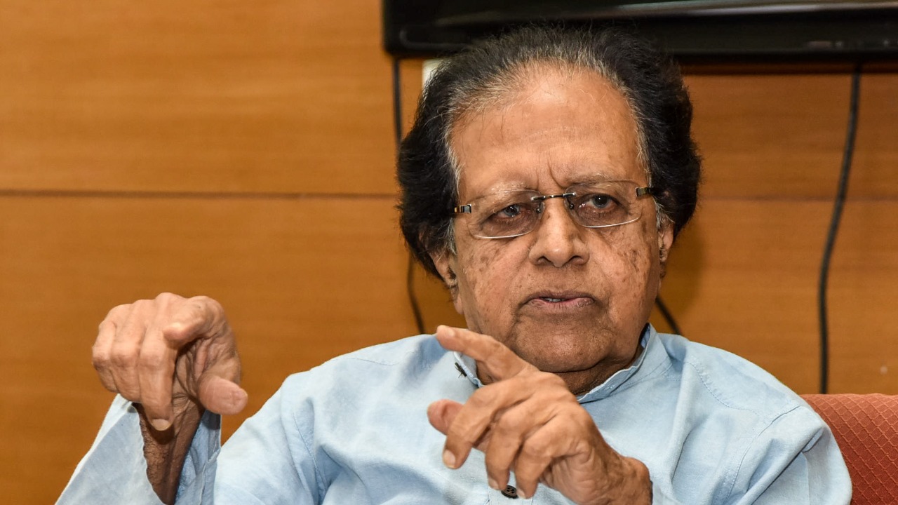 Expected Azad to reject Padma award: Ex-minister B K Chandrashekar