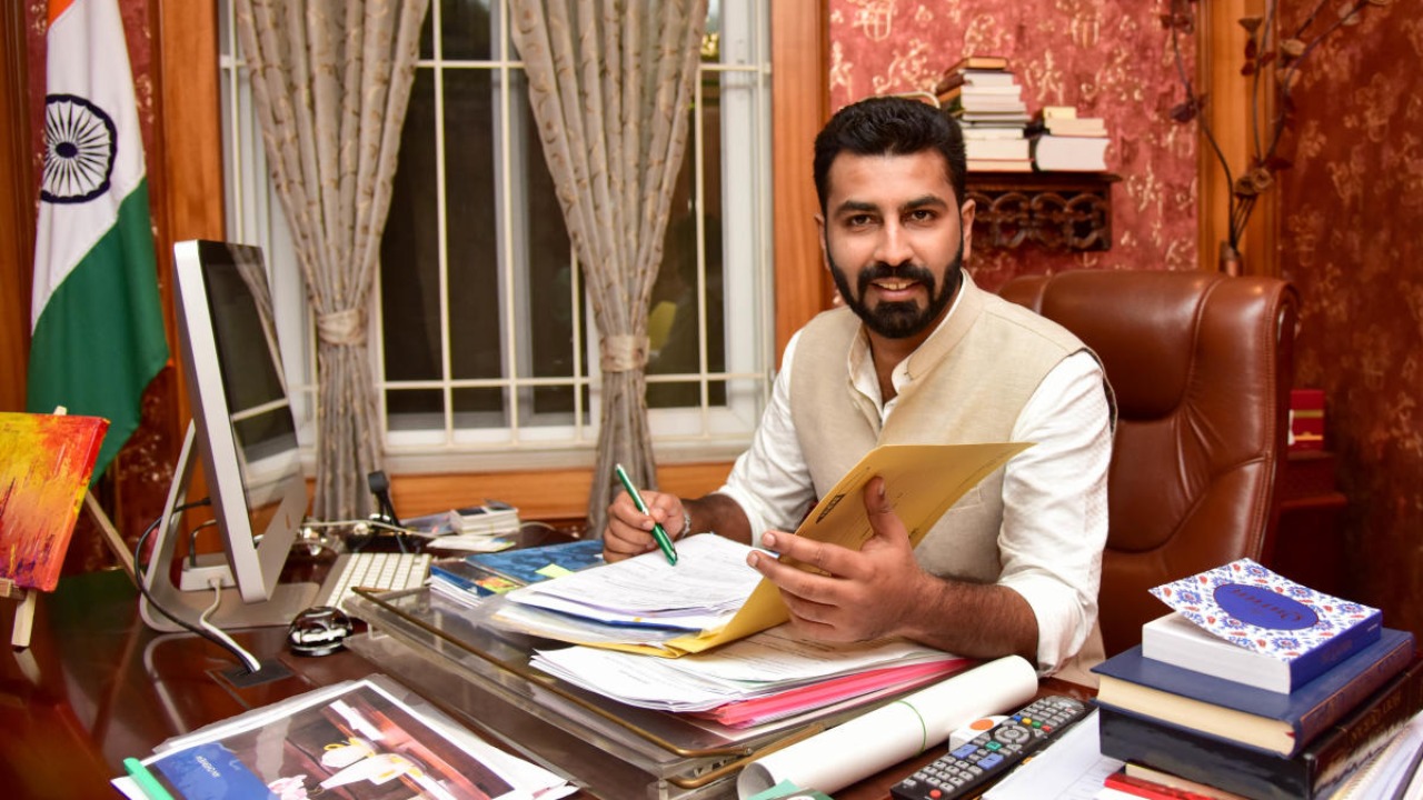 Mohammed Haris Nalapad takes charge as Youth Congress president
