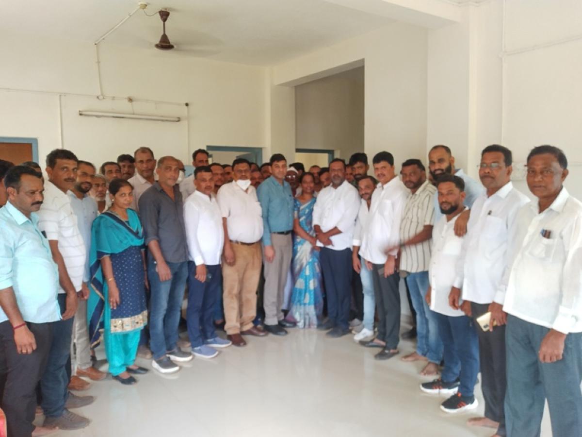 Khader inspects Ullal taluk office