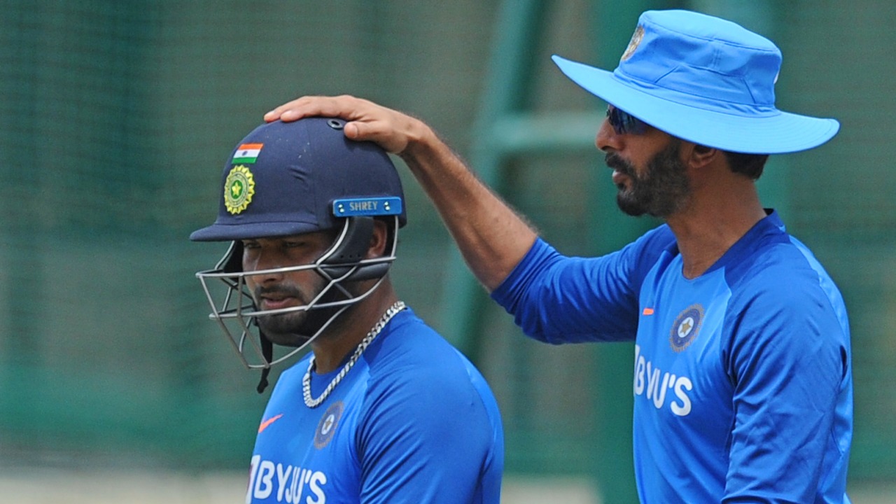 More useful down the order, will see about opening: Batting coach Rathour on Pant's batting position