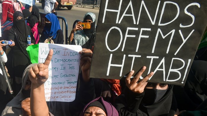 Fact-check | Hijab row: Fake accounts pose as Mandya student Muskan Khan