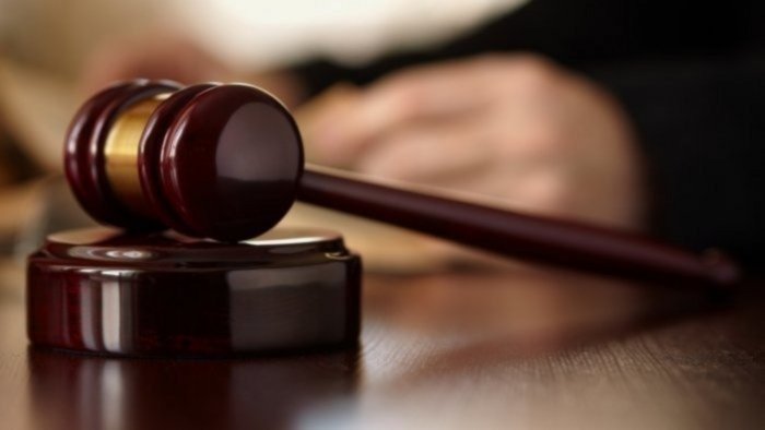Debt recovery: HC proposes to initiate vigilance enquiry against bank official